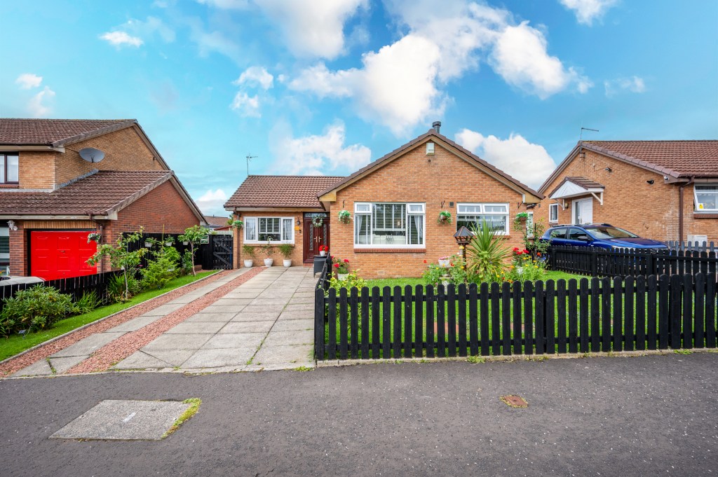 Coming soon – South Isle Road, Ardrossan | 3-Bed Detached Bungalow Show Home Condition | Offers Over&nbsp;£250,000